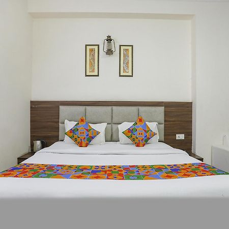 Fabhotel Corporate Stay Noida Dış mekan fotoğraf